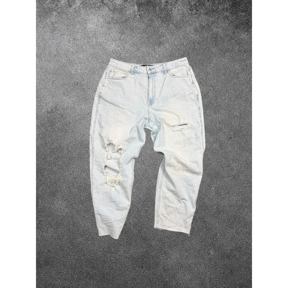 Hollister Ultra High-Rise Mom Jeans Light Wash Distressed Ripped Size 15 W32 L27
